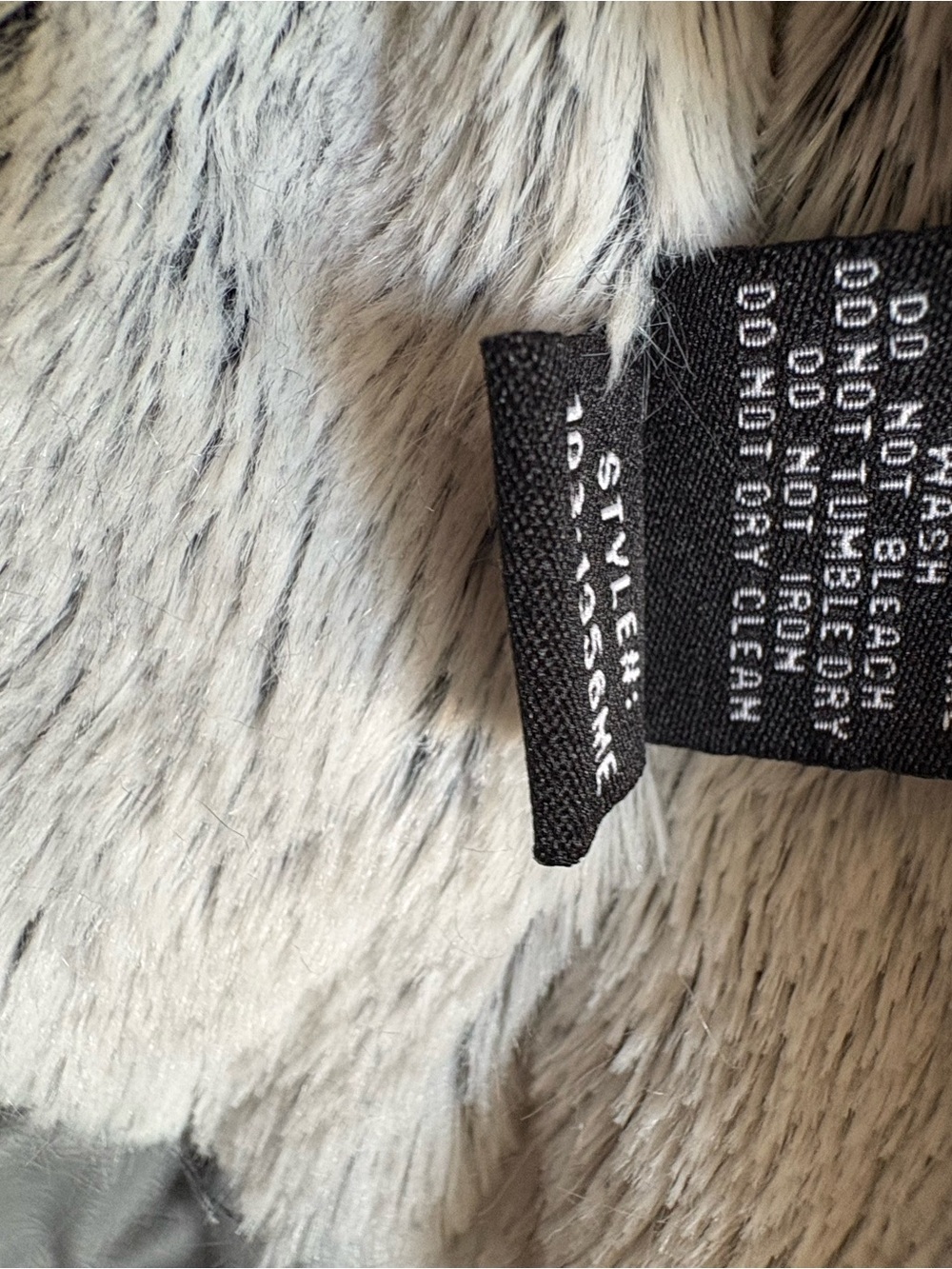 JouJou Women’s Gray Faux Leather Moto Jacket with Plush Lining, Sz M - Picture 9 of 11